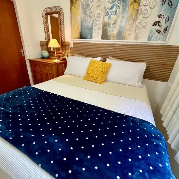 Cantinho Ítalo-Germânico Hospedagem - Suíte Girassol - Centro, Marechal Floriano-ES, хотел в Марешал Флориану