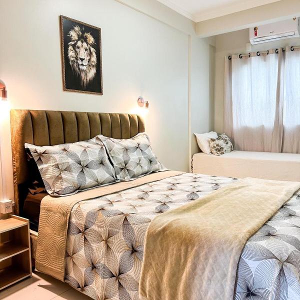 APË GOLD NO CENTRO DA CIDADE COM AR E CAMA KINg - Foto 2