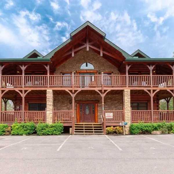 Pine Tree Lodge, hotel in Gatlinburg