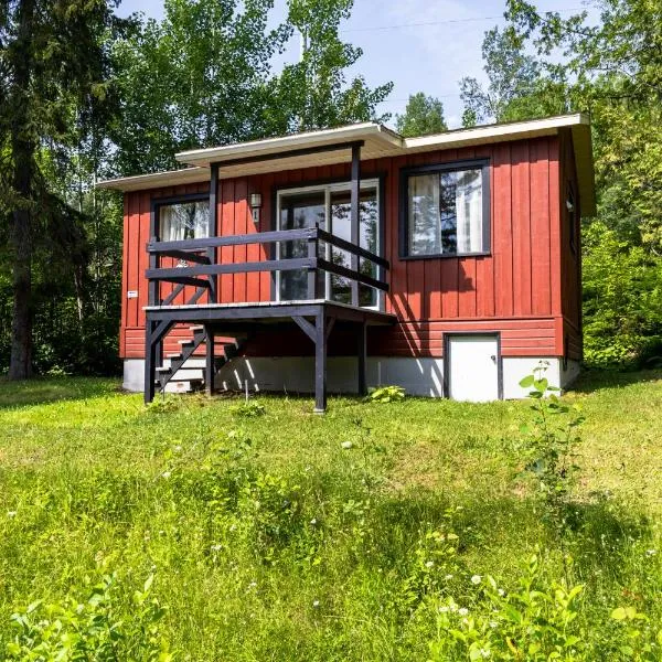 Mini chalet intime votre escapade d ete au lac, hotel u gradu Pohénégamook