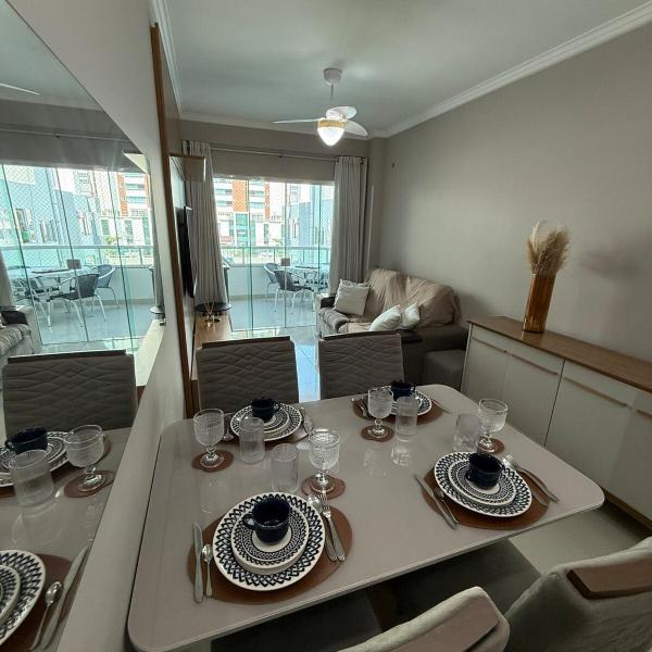 Apartamento 3 quartos próximo à praia central de BC