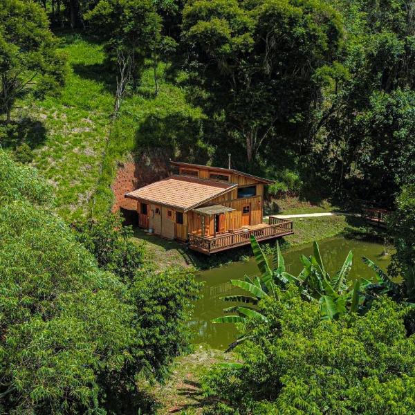 Chalé de Madeira com Lago - Serra da Mantiqueira