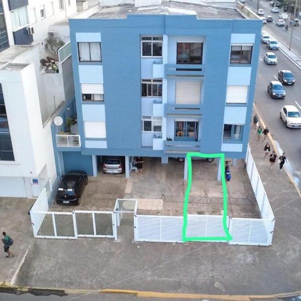 Apartamento em Capão no centro