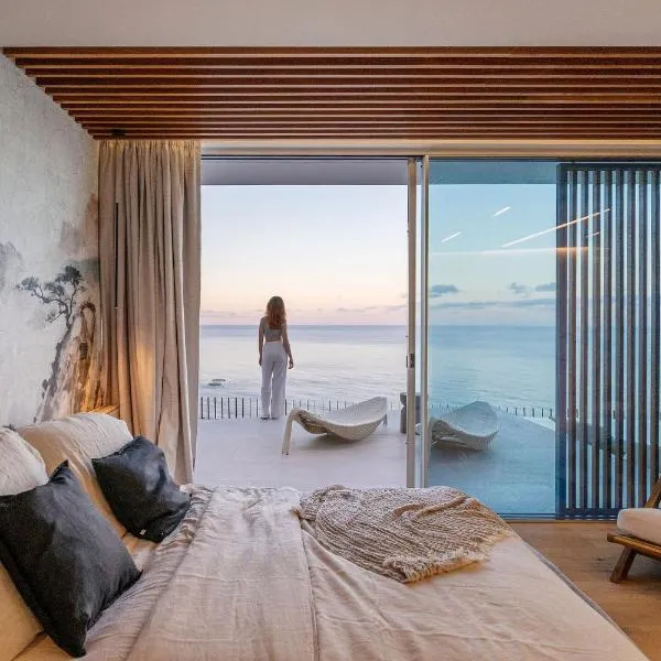 Aurora Residence III - Ultra Luxury Ocean Cliff Edge Retreat, viešbutis mieste Arco da Calheta