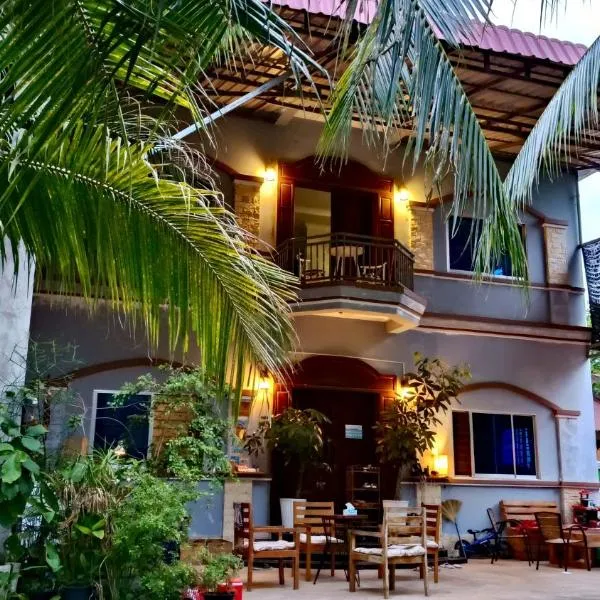 La maison de Soriya - Homestay, hotel em Kampot