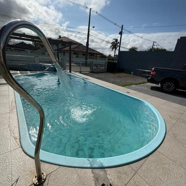 Casa com Piscina - São Francisco do Sul