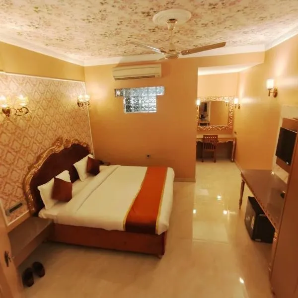 아그라에 위치한 호텔 Ray of Maya near to taj mahal