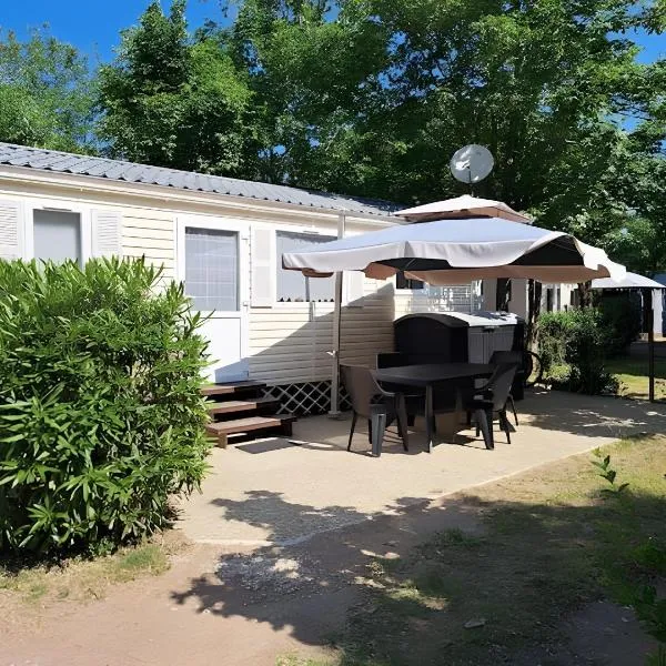 Mobilhome Tamaris 4 personnes، فندق في سان بيار دو أوليرون