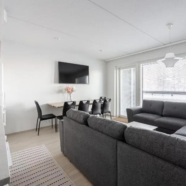 Spacious 1BR Apt. Next to Lake Näsijärvi | Sauna & Free Parking, Hotel in Tampere
