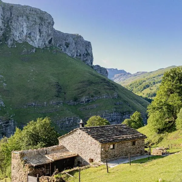Cabañas con Encanto، فندق في San Roque de Ríomiera