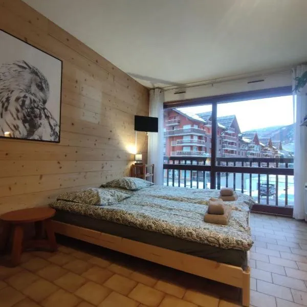 Studio Briançon, pistes et Cité Vauban à pied, hotelli kohteessa Briançon