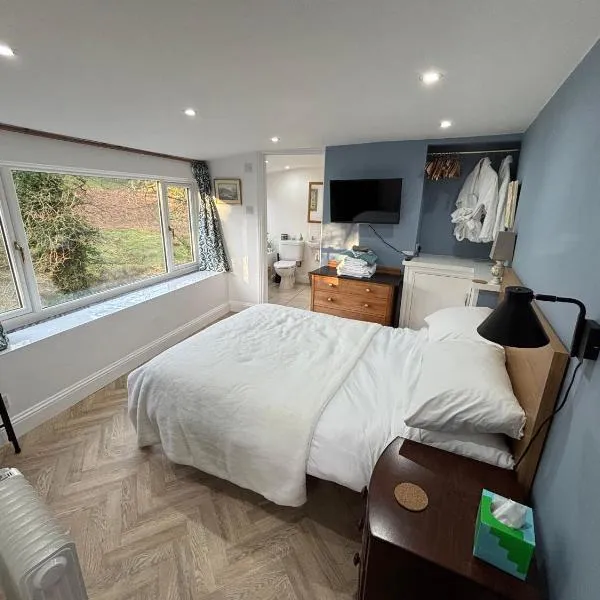 The Guest Room at Champs Cottage, hotel u gradu Isle of Jersey