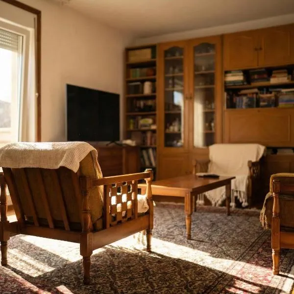 Golden Bay Apartment, hôtel à Kotor