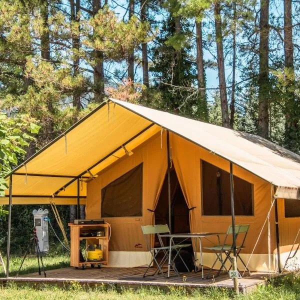 Camping Onlycamp Les Adoubes - Albertville, hotel in Albertville