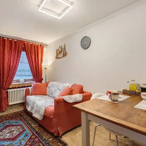 Casa Gardenia، فندق في أرفيير