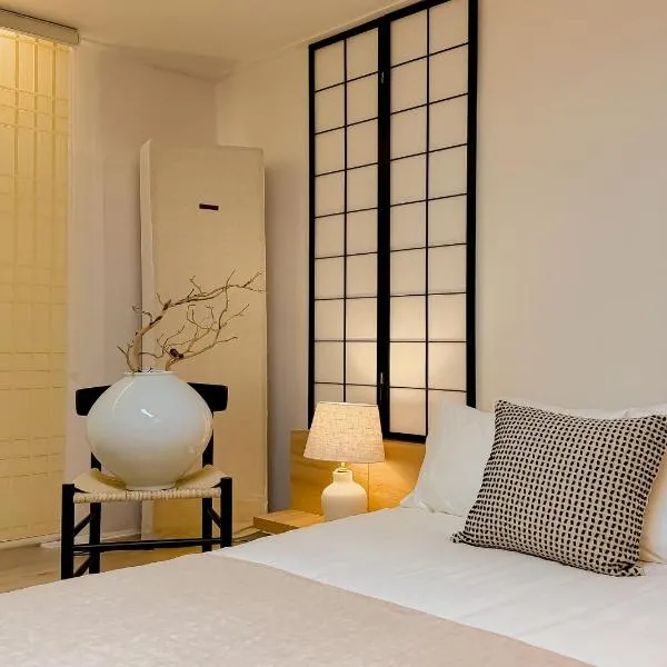 Seocho,Gangnam,Garosu-gil,COEX,Family accommodation,Itaewon 20 minutes, khách sạn ở Seoul