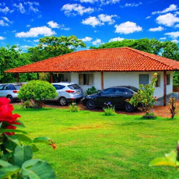 25min de Londrina Familias grupos Recanto bomtempo, hotel a São Pedro de Alcantara