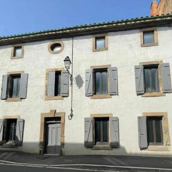 Les 2 Petits Lapins, hotel di Luc-sur-Orbieu