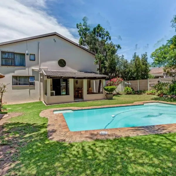 Magaliessig Guest House, hotel in Sandton