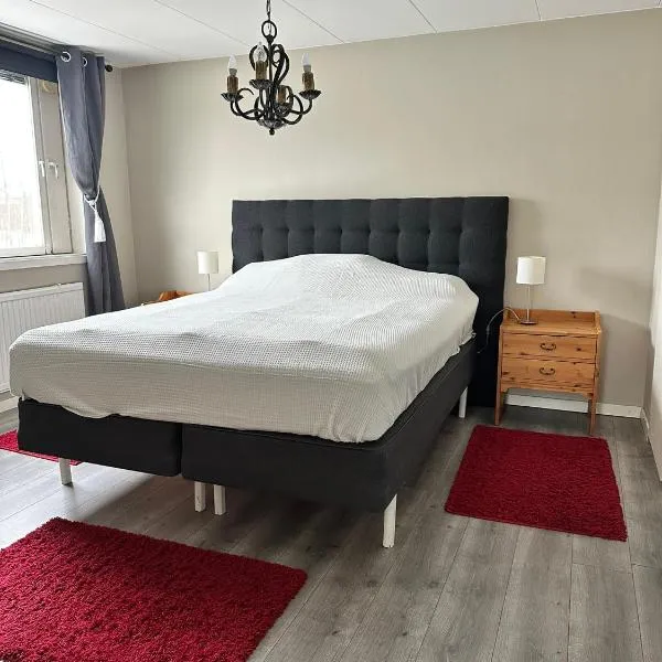 Lägenhet nära Sala Resecentrum, hotell sihtkohas Sala