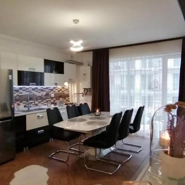 Yoa Apartaments, hotel u gradu Florešti