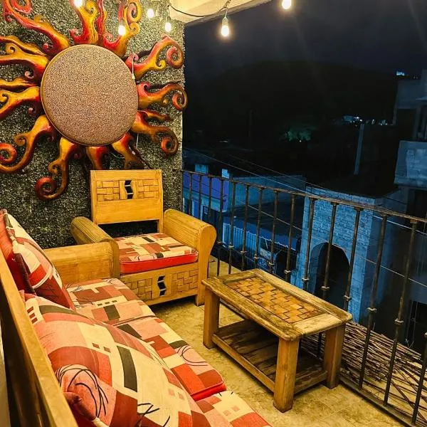 Sol de Peña Apartment with balcony and downtown view, Hotel in Bernal