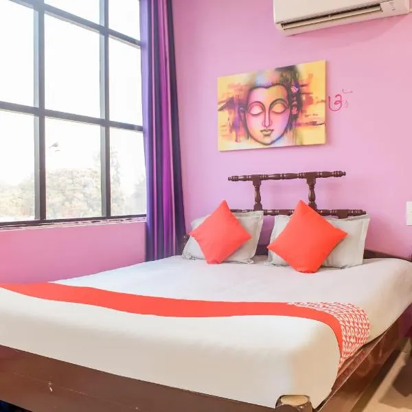 Hotel O by OYO Sunshine, hotell sihtkohas Konārka