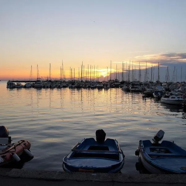 Fisherman's Lounge, Hotel in Izola
