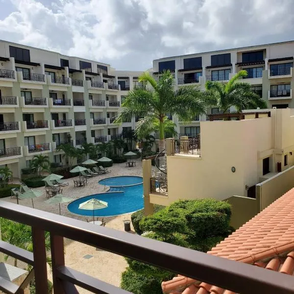 PALMARUBA 2bedroom condo: Palm-Eagle Beach şehrinde bir otel