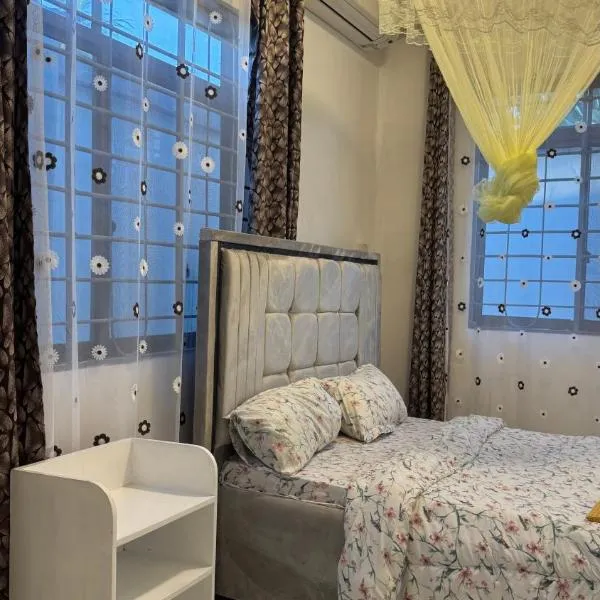 The Eden of Paradise, hotel sa Dar es Salaam