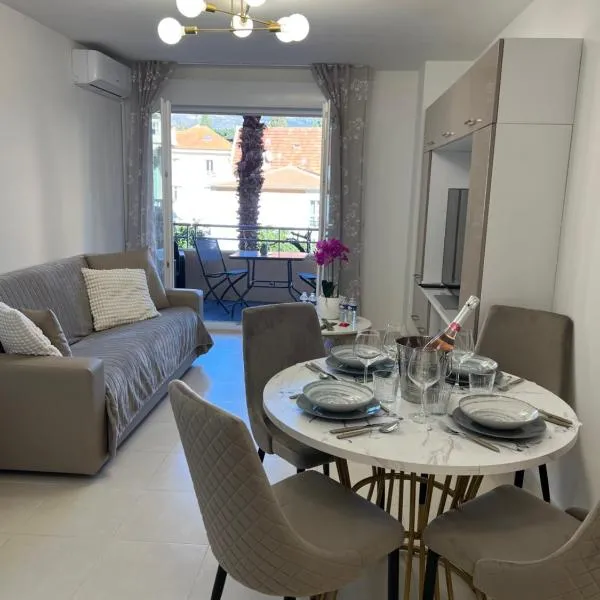 One minute to the Beach, hotel a Mentone