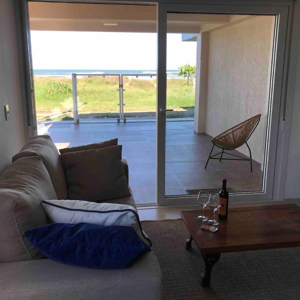 Ground floor apartment by the sea just 15 minutes from Torres