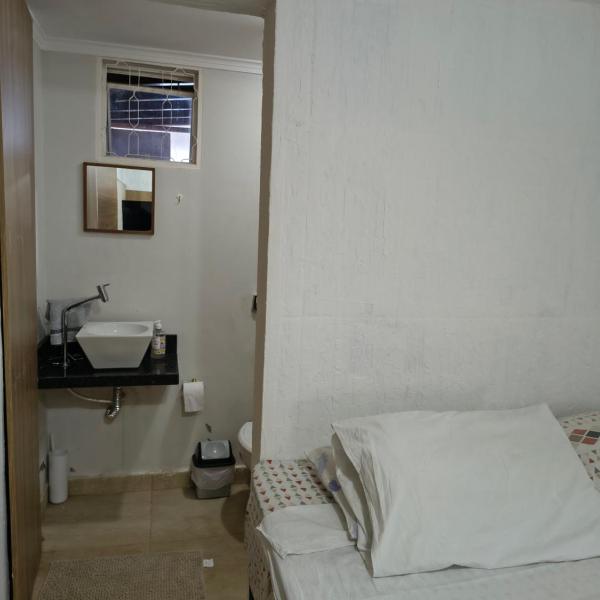 Studio 04 - Zona Sul Karaiba Prox UMC, Patio Vinhedos e Shopping - Foto 4