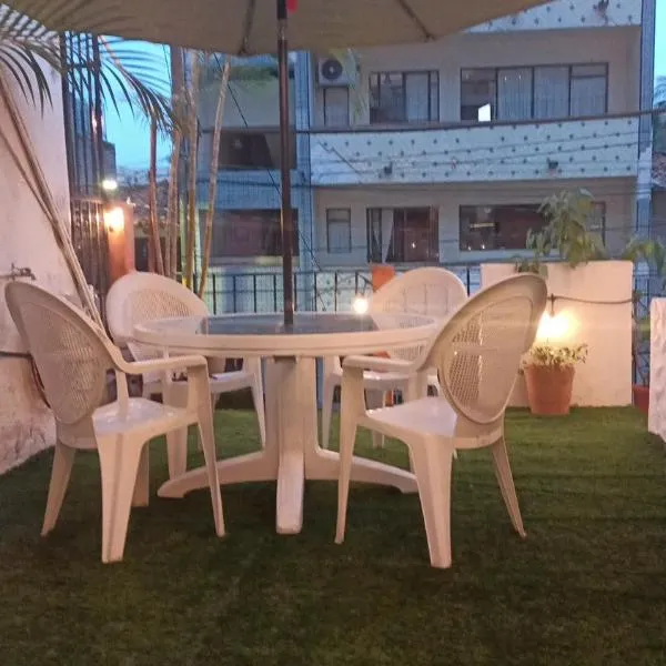 terraza y balcón en la zona romantica cerca del mar, Hotel in Puerto Vallarta