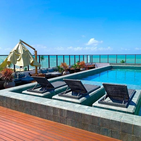 Flat com Varanda e Vista Mar apenas 50m da praia