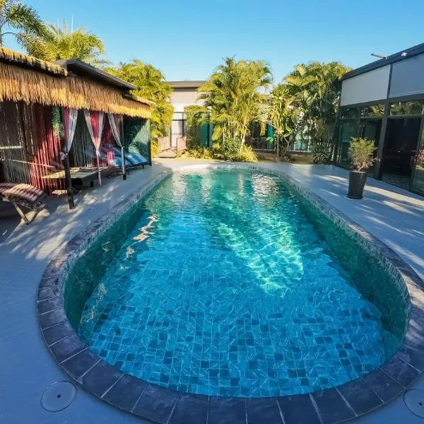 The Longhouse Luxury Boutique Resort โรงแรมในสกลนคร