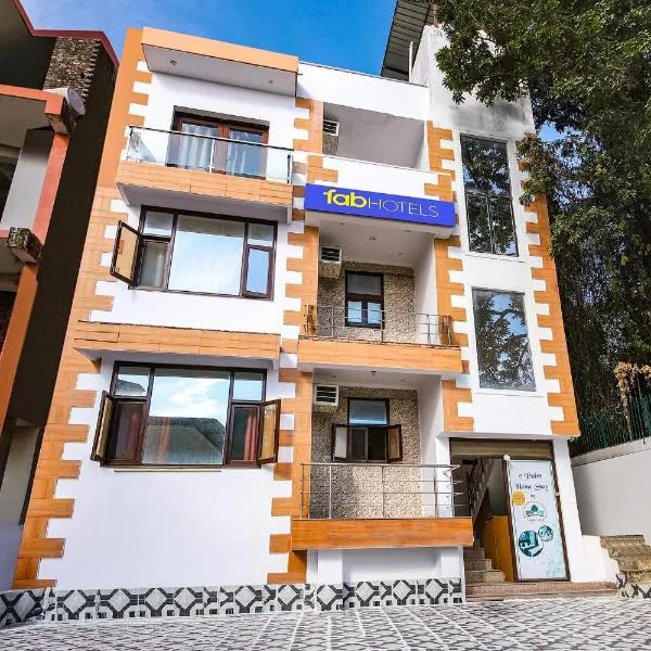 FabHotel 9 Palm, hotel u gradu Rājpur