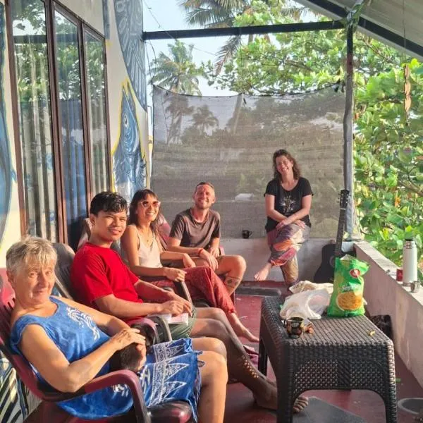 Paradise beach homestay, hotel in Alleppey
