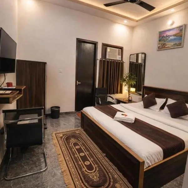 Hotel Nidhivan Dham - Near Janam Bhoomi Mathura, hotel in Mathura