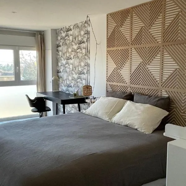 Rivéa Bizy - Villa 150m2 - 2ou5 CH - 2 SDB - Parking Wifi, hotel v destinácii Vernon