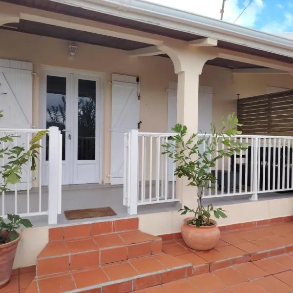 Douceur tropicale, hotel i Ducos