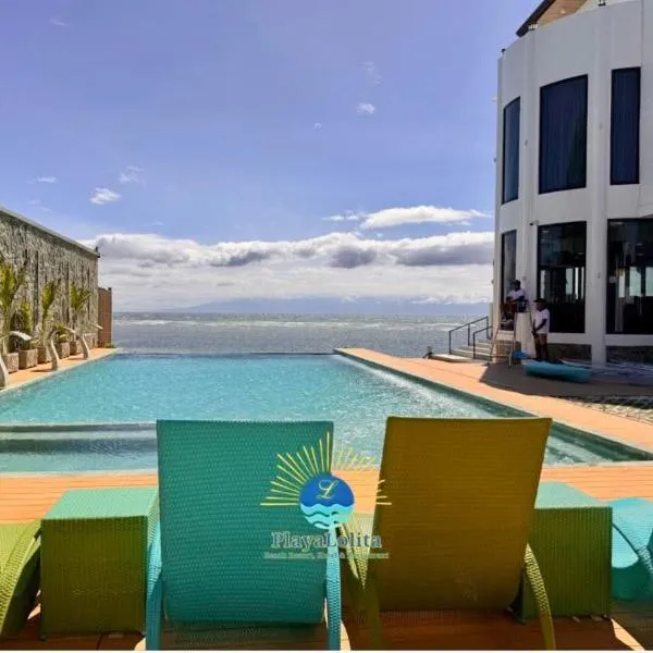 PlayaLolita Beach Resort، فندق في Calatagan