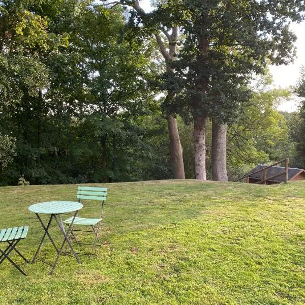 Viesnīca Chalet Nature à 10 minutes d'Etretat pilsētā Fongueusemare