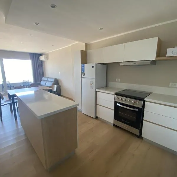 Vista al mar con pileta necochea – hotel w mieście Necochea