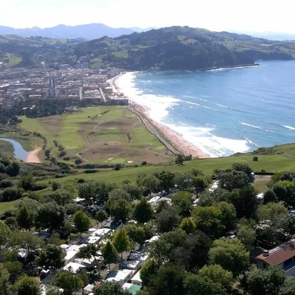 Gran Camping Zarautz, hotel di Zarautz
