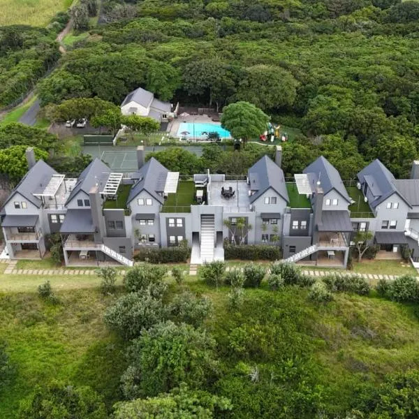 Apartments on The Eighteenth at Prince's Grant Golf Estate, hotell i Blythedale