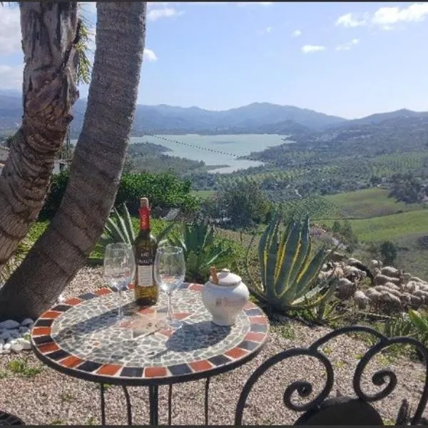 Villa Rosala: Viñuela'da bir otel