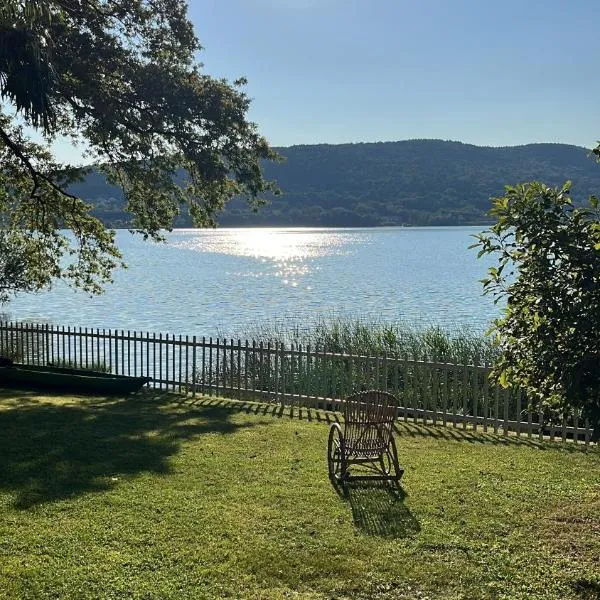 Lake House, hotel en Vergiate
