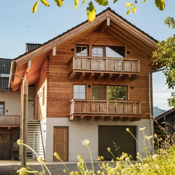 Bauernhofurlaub Eggcellence, hotell i Teisendorf