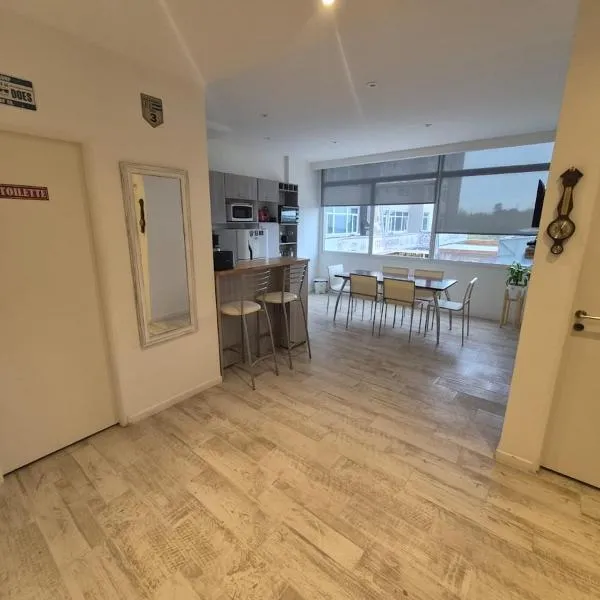 Equipped apartment and excellent location, hotel din Estación Delta
